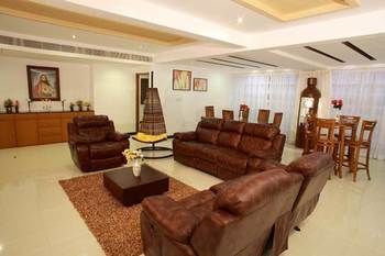 Phils' Residency & Banquets Kochi