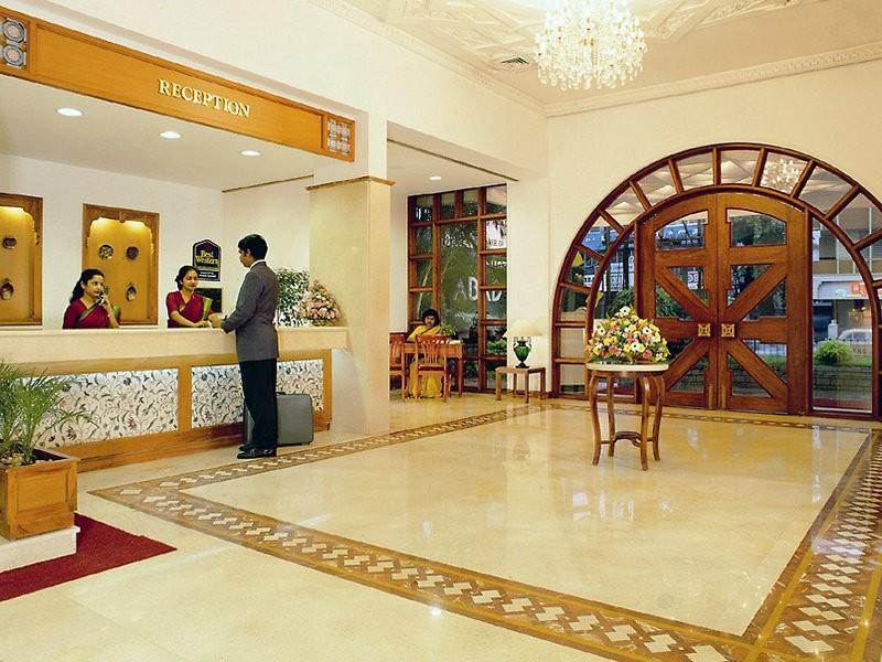 Hotel Abad Plaza 4*
