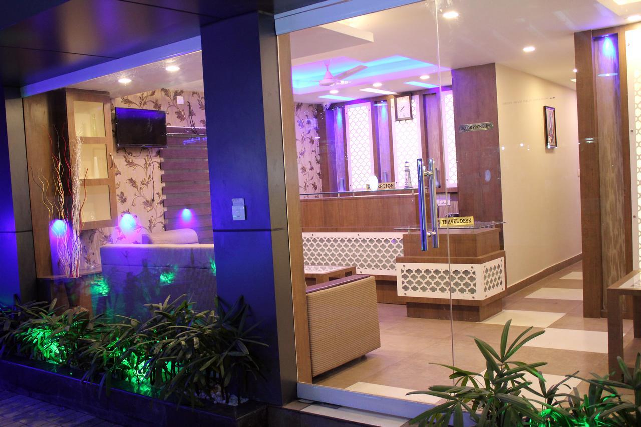 Hotel Collection O 8267 Galaxy