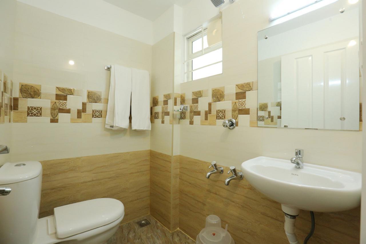 Swarna Residency Hotel Kochi