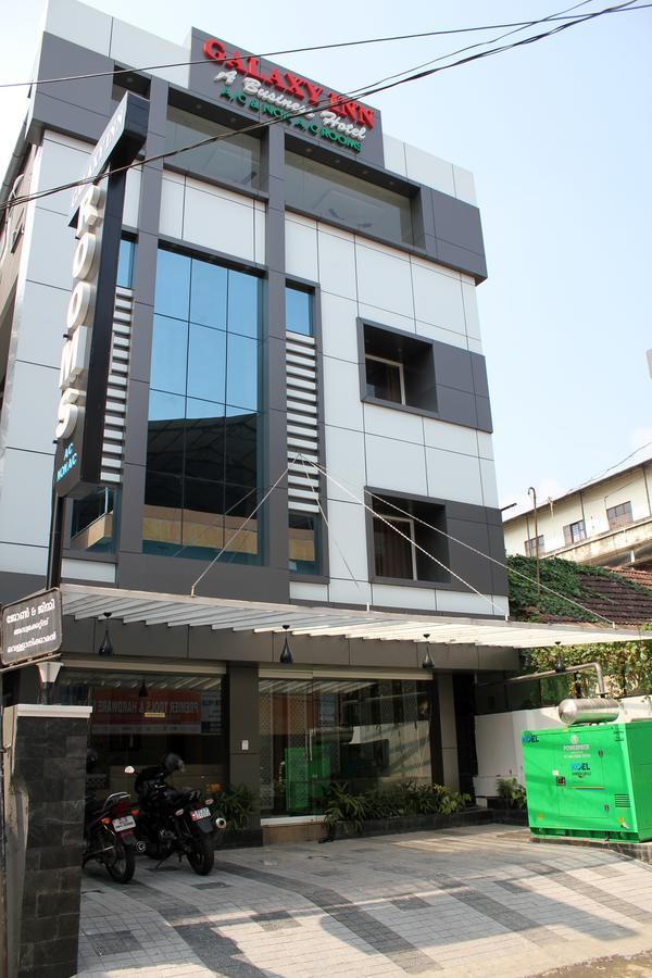 Hotel Collection O 8267 Galaxy 3*