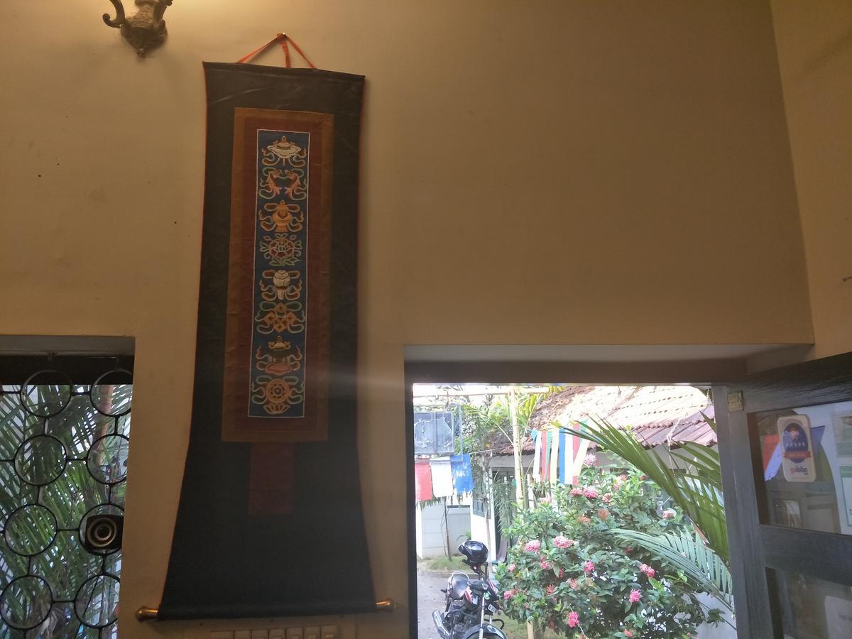 Elphinstone Residency