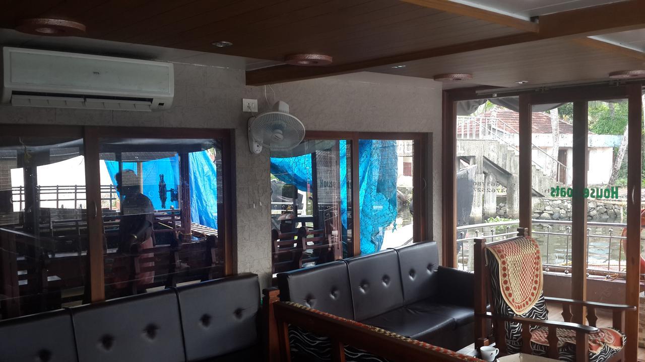 Kuppath Homestay 2*