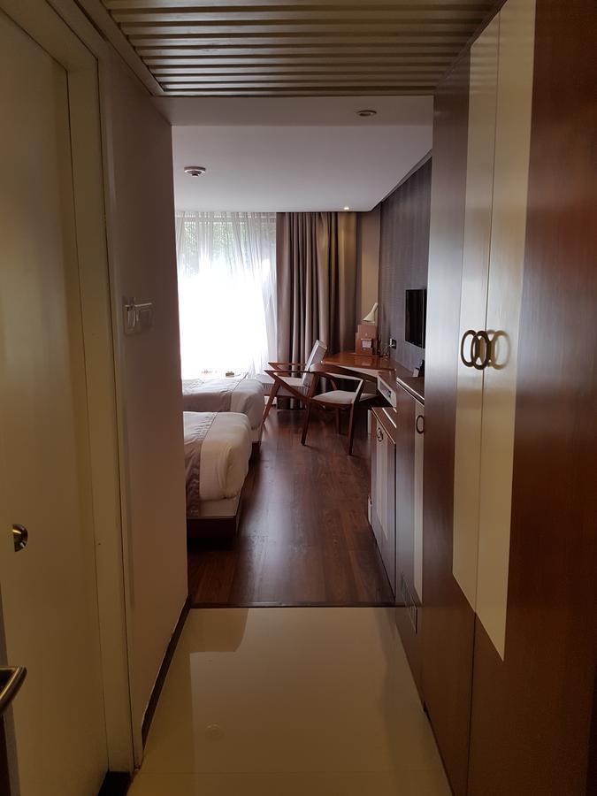 The Blooms Cochin Hotel Kochi