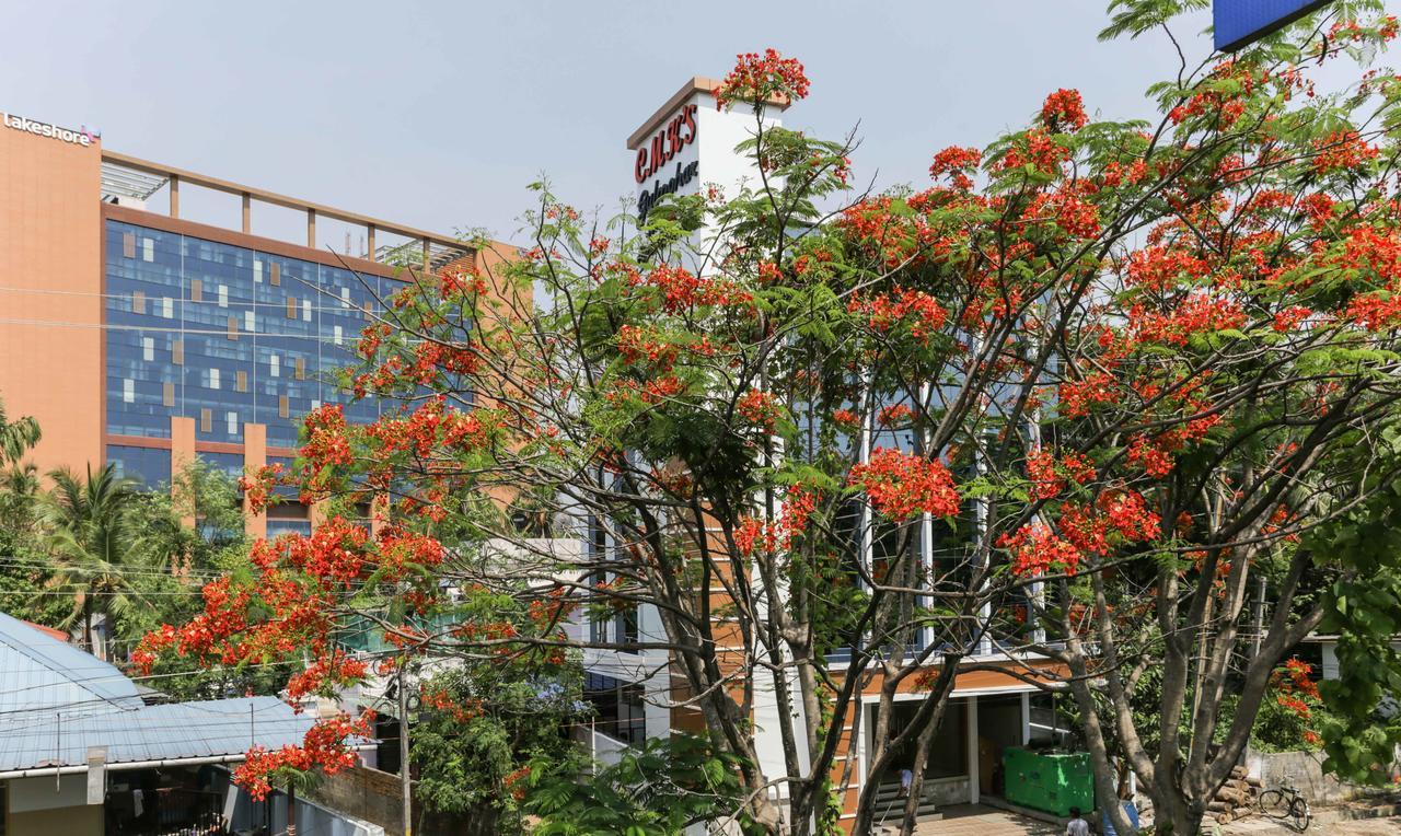 Treebo Trend Cmks Gulmohar Hotel 3*