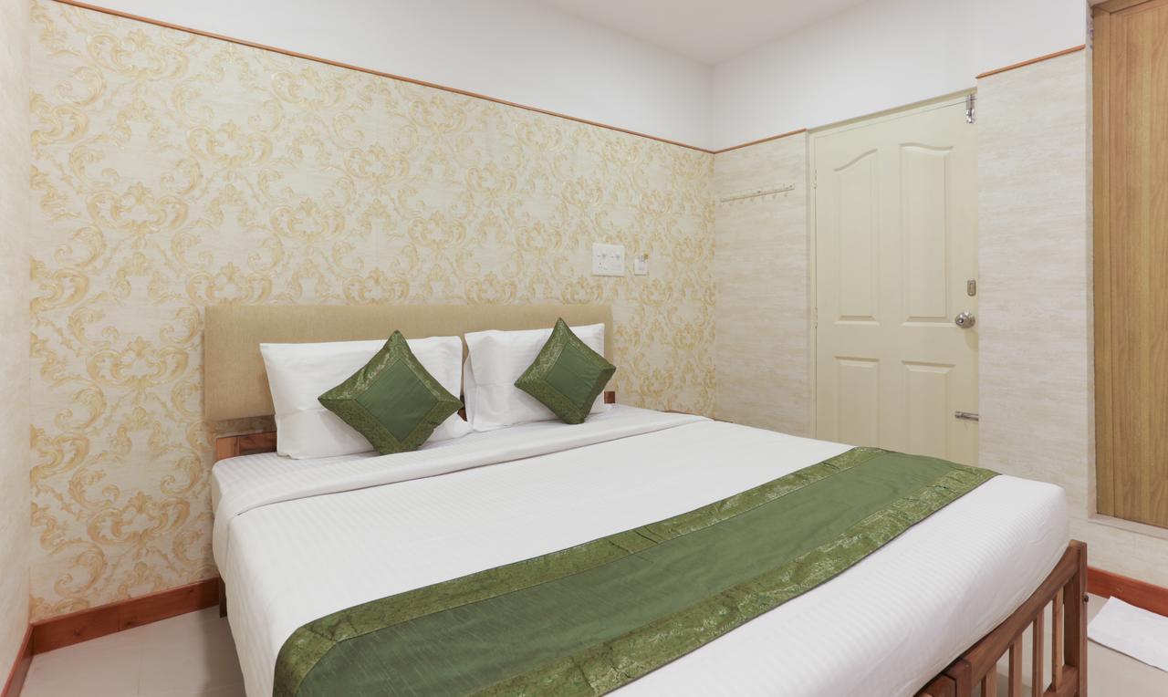 Hotel Heaven Gardens Kochi