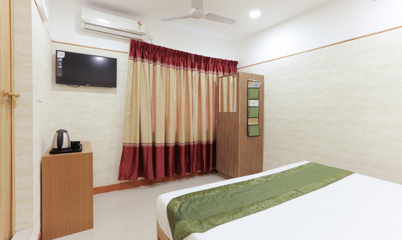 Hotel Heaven Gardens Kochi
