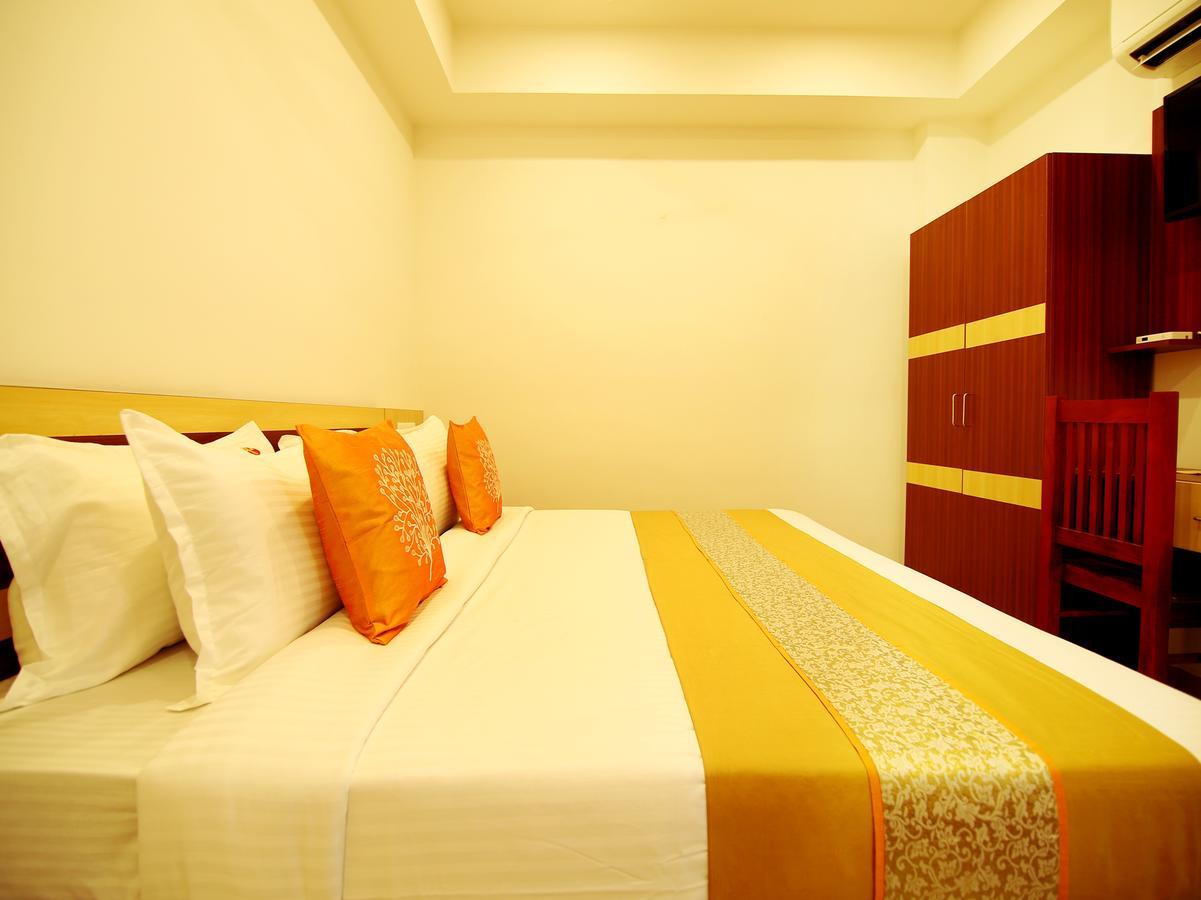 Oyo 3283 Puthens Capitol 3* Kochi