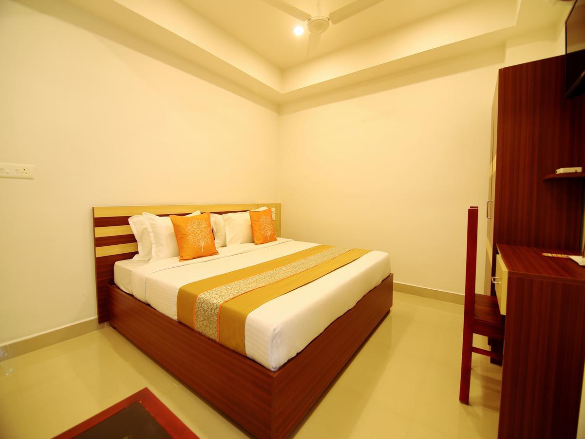 Oyo 3283 Puthens Capitol Hotel 3*
