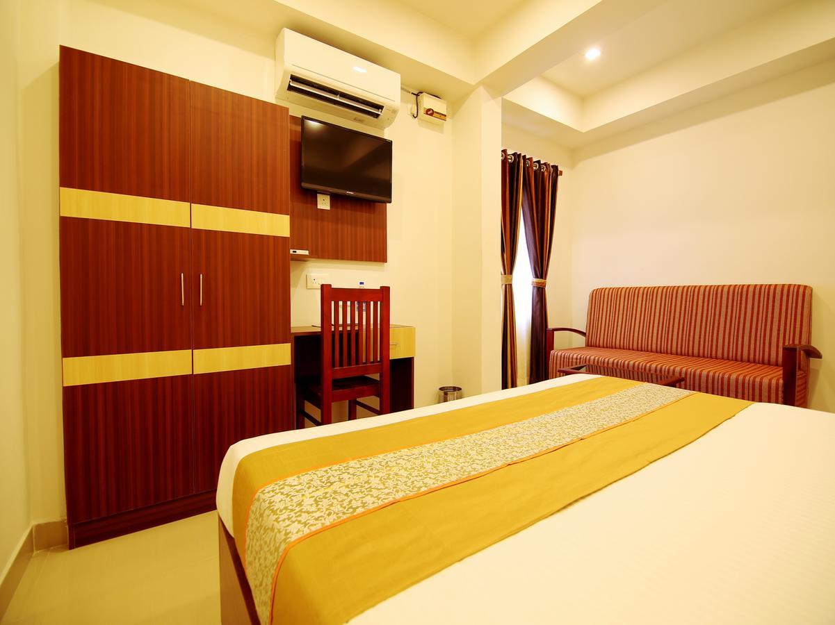 Oyo 3283 Puthens Capitol 3* Kochi