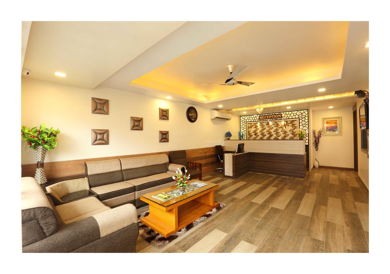 Caprice Hotel 3*