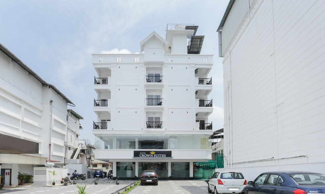 Crown Hotel Kochi