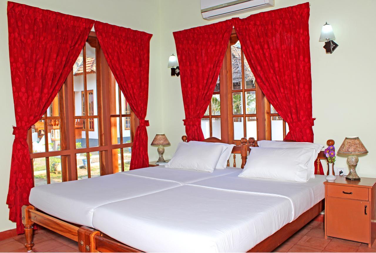 Homestay Breeze Backwater Homes