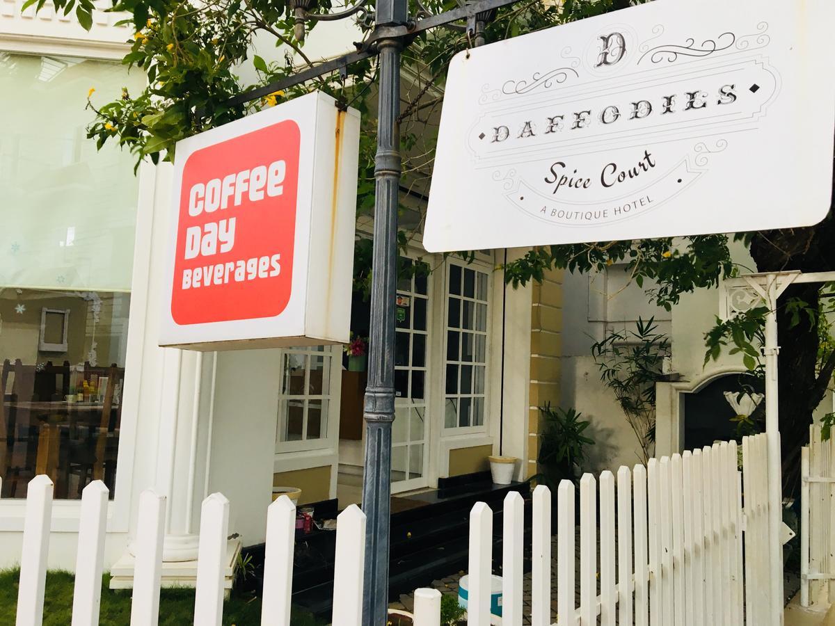 Hotel Daffodils Spice Court Kochi
