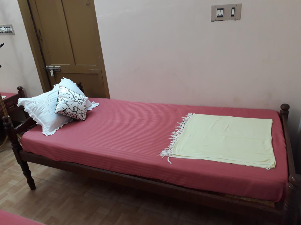 Valiyathayil Homestay *