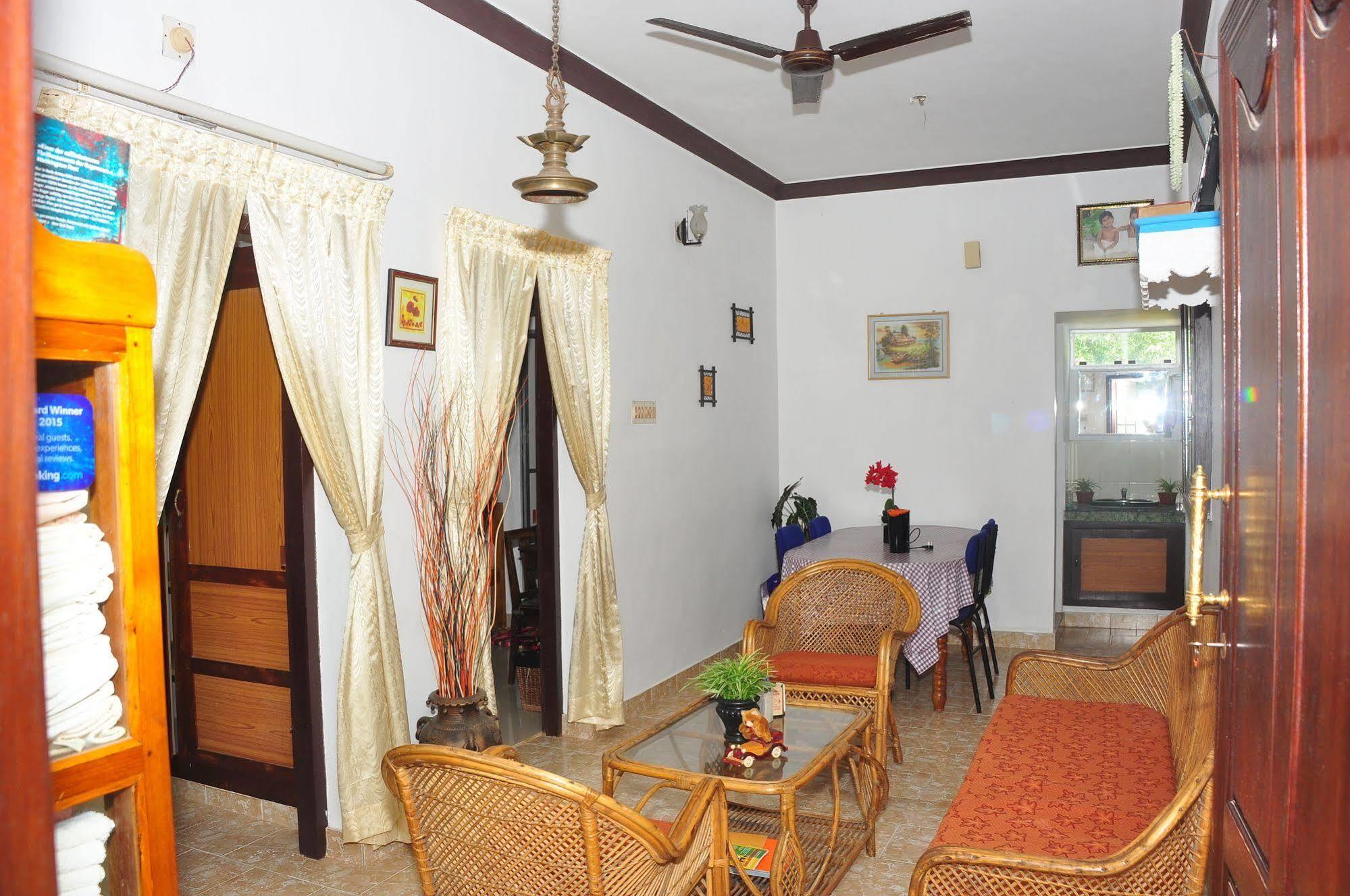 Lazar Residency