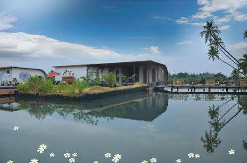 Boche Island - Kumbalangi Resort Kochi