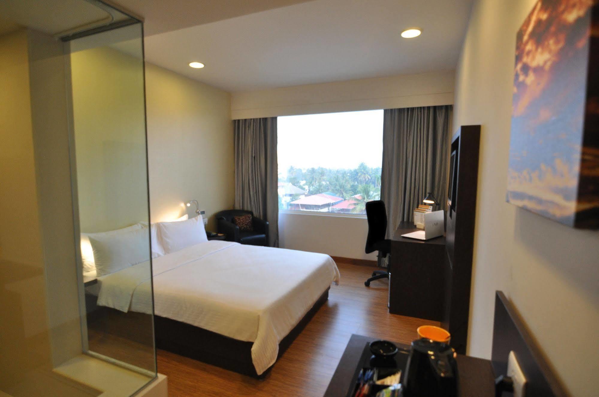Hotel Keys Select By Lemon Tree Hotels, 4*