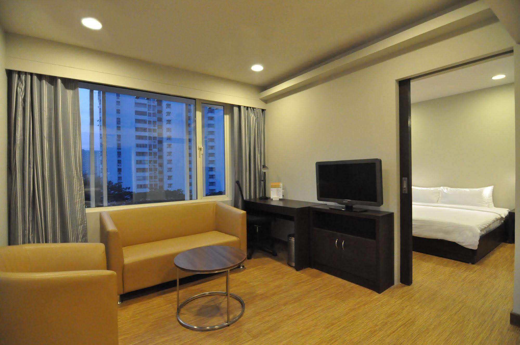 Keys Select By Lemon Tree Hotels, 4* Kochi