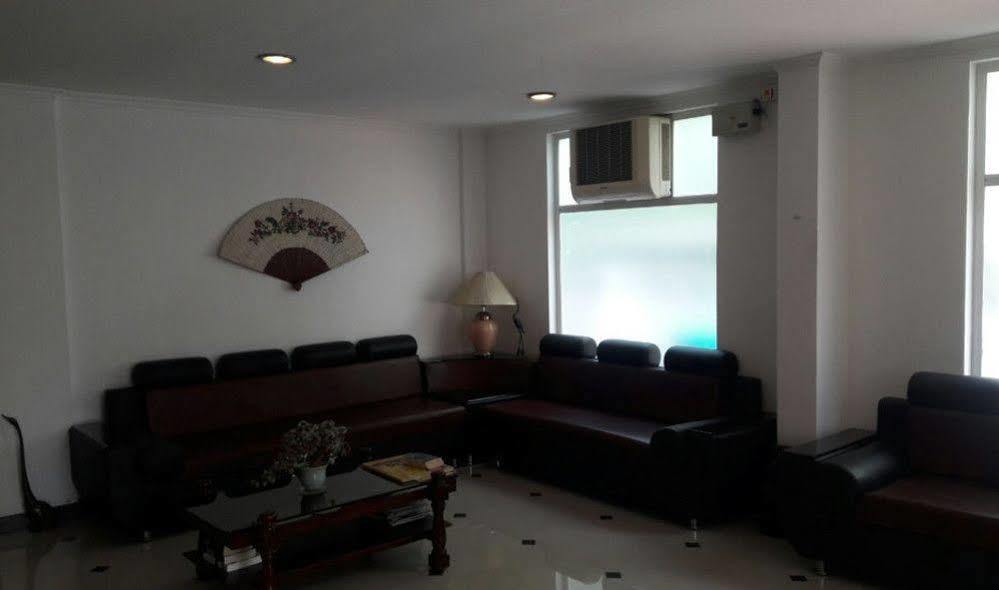 Hotel Phils' Residency & Banquets 2*