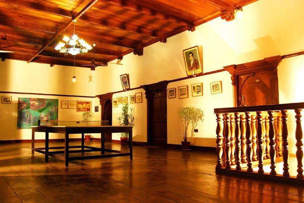 Rossitta Wood Castle 3* Kochi