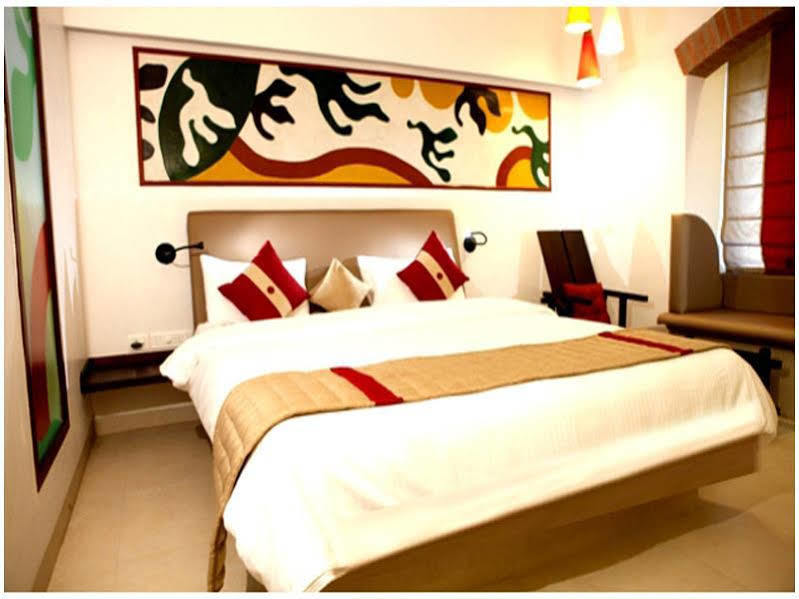 Bth Sarovaram Hotel