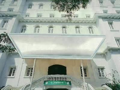 Hotel The Avenue Center 3*