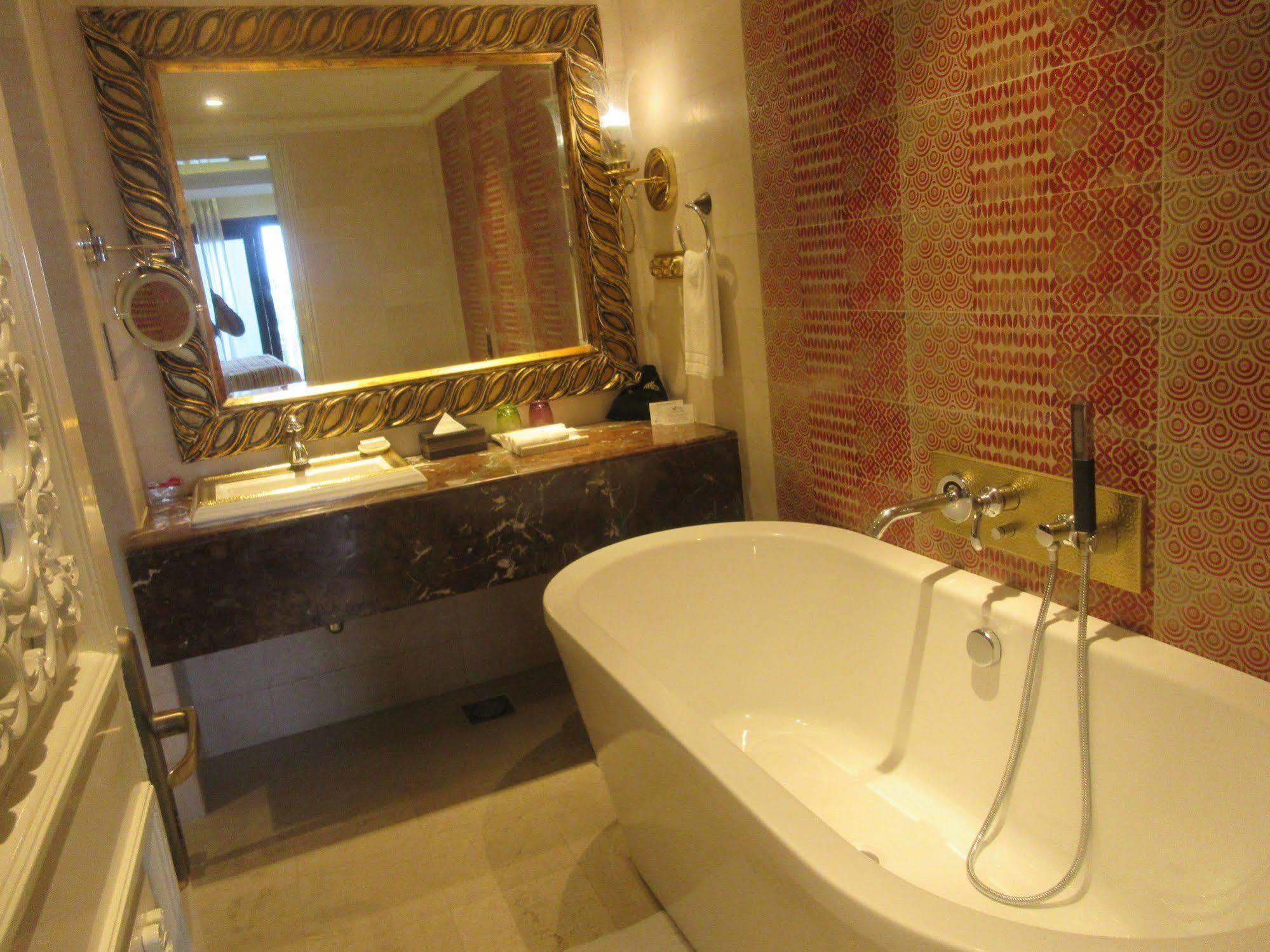 Hotel Fragrant Nature - A Five Star Classified