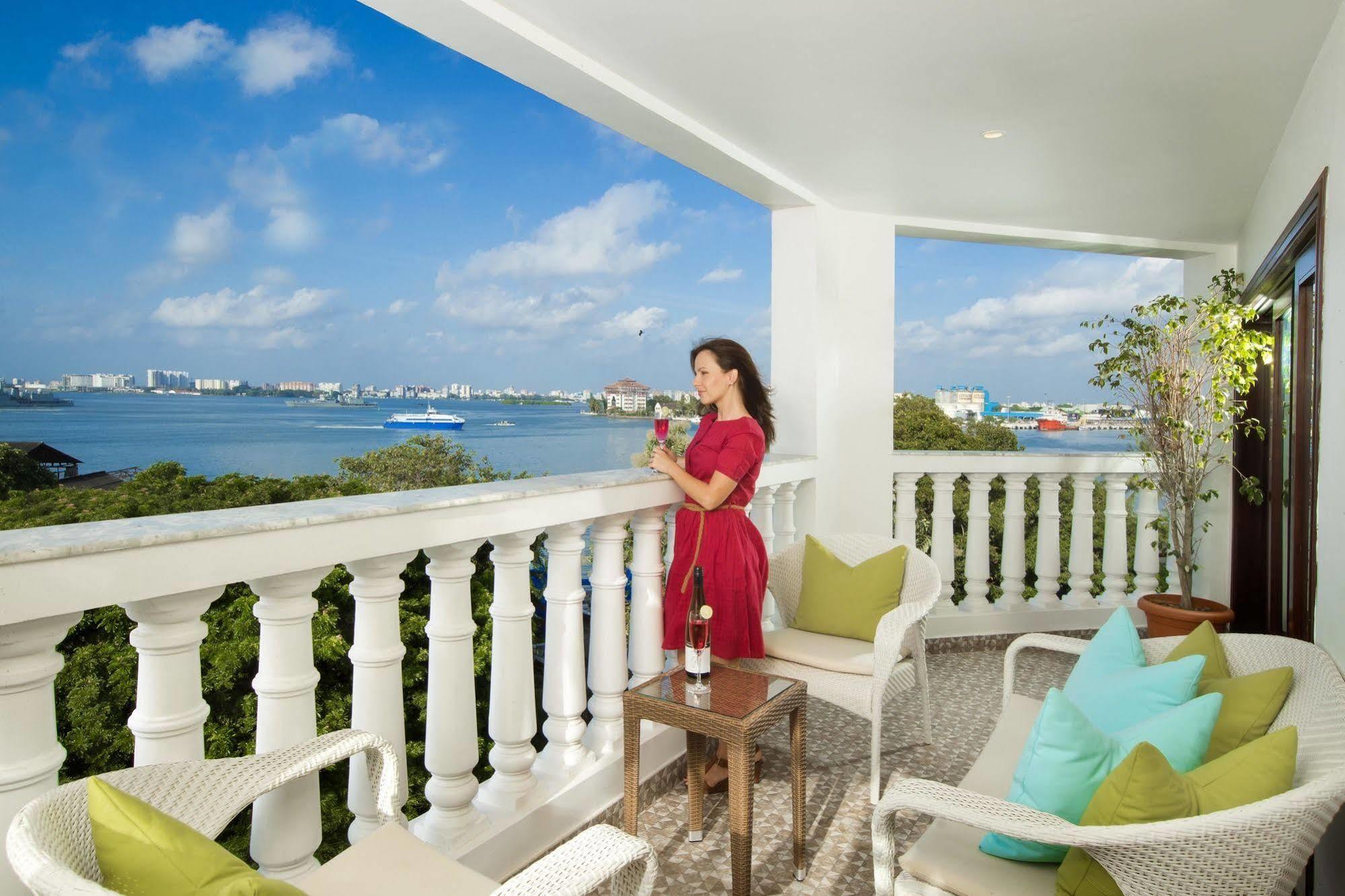 Hotel Fragrant Nature - A Five Star Classified 5*