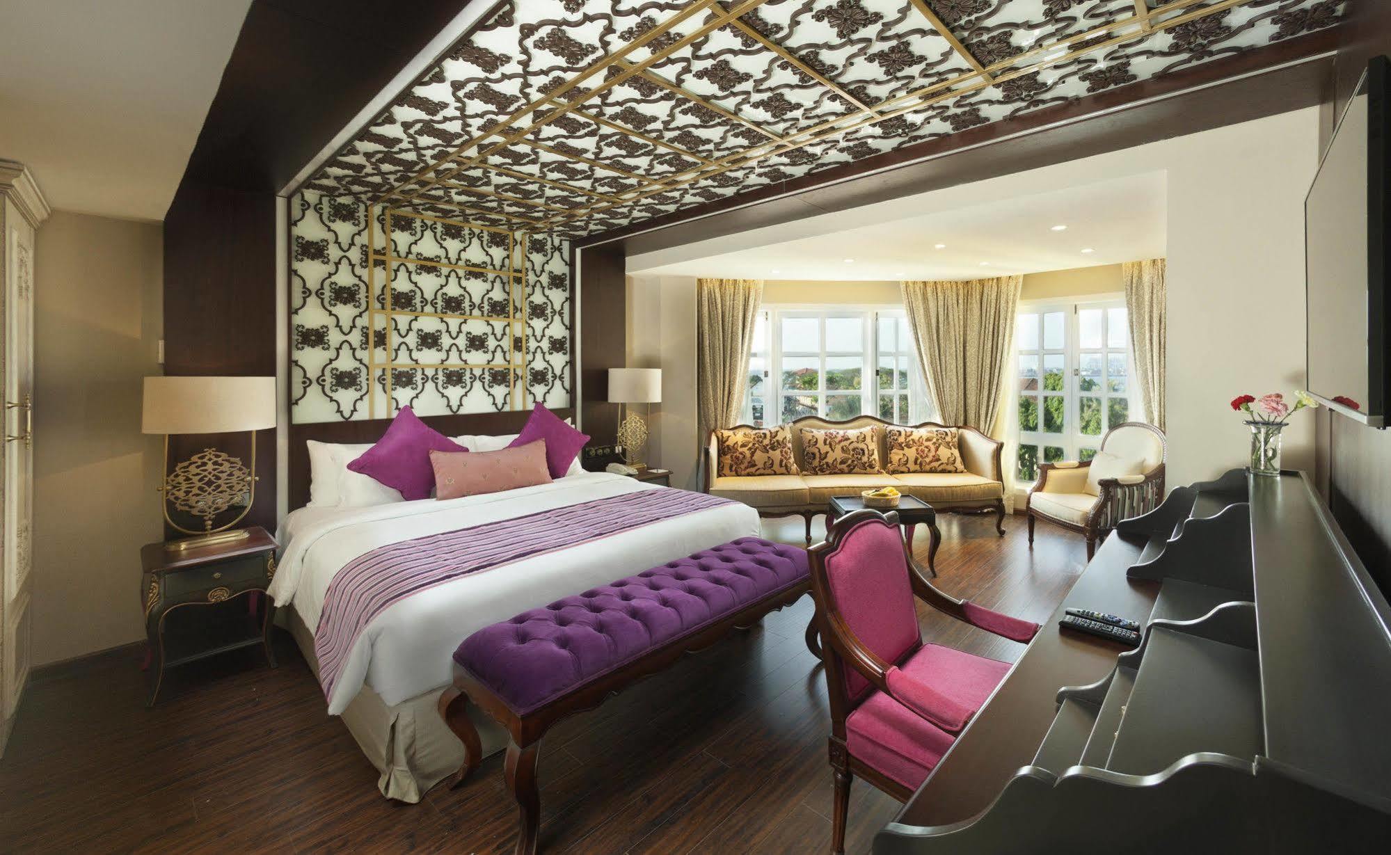 Hotel Fragrant Nature - A Five Star Classified