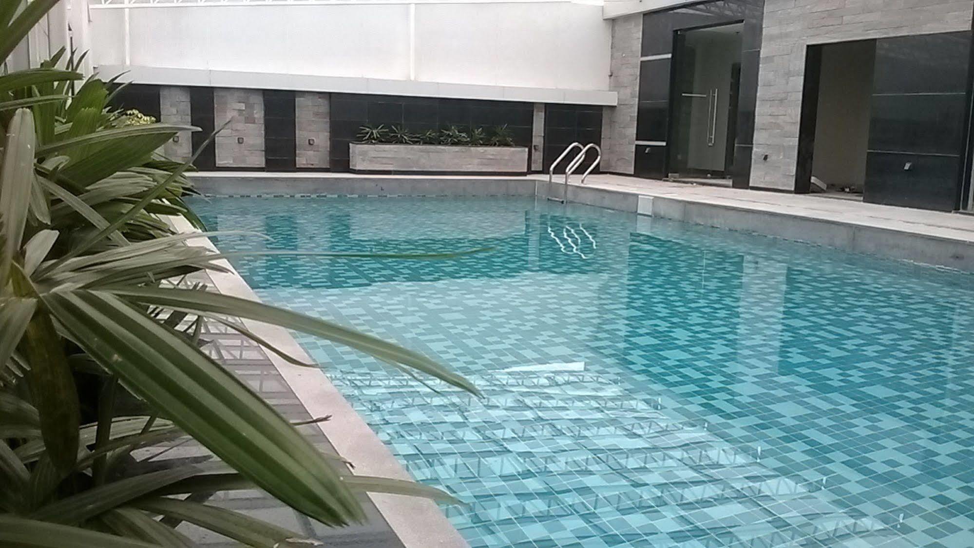 Hotel Ginger Mg Road 4*