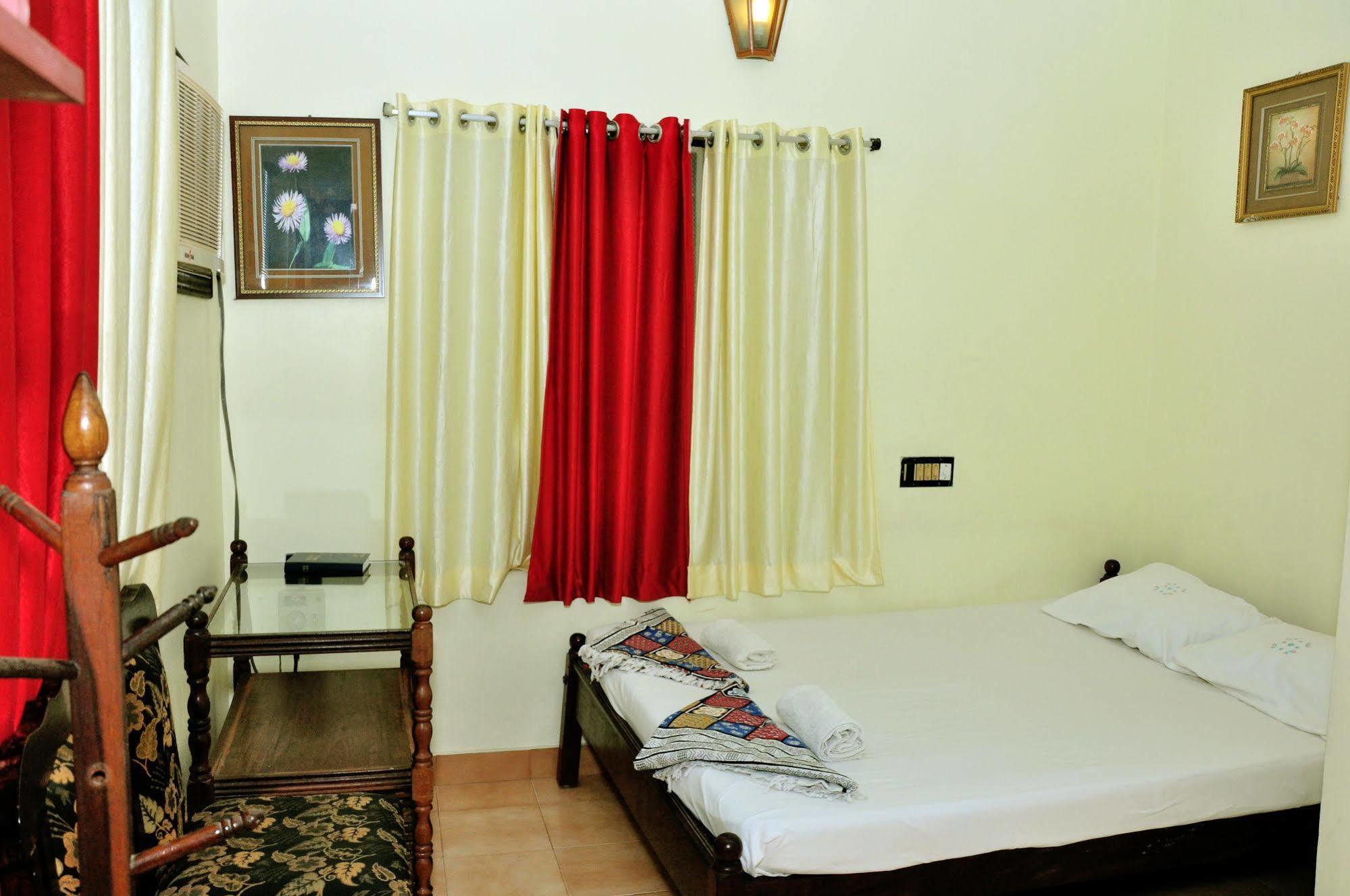 Bed & Breakfast Kapithan's 3*