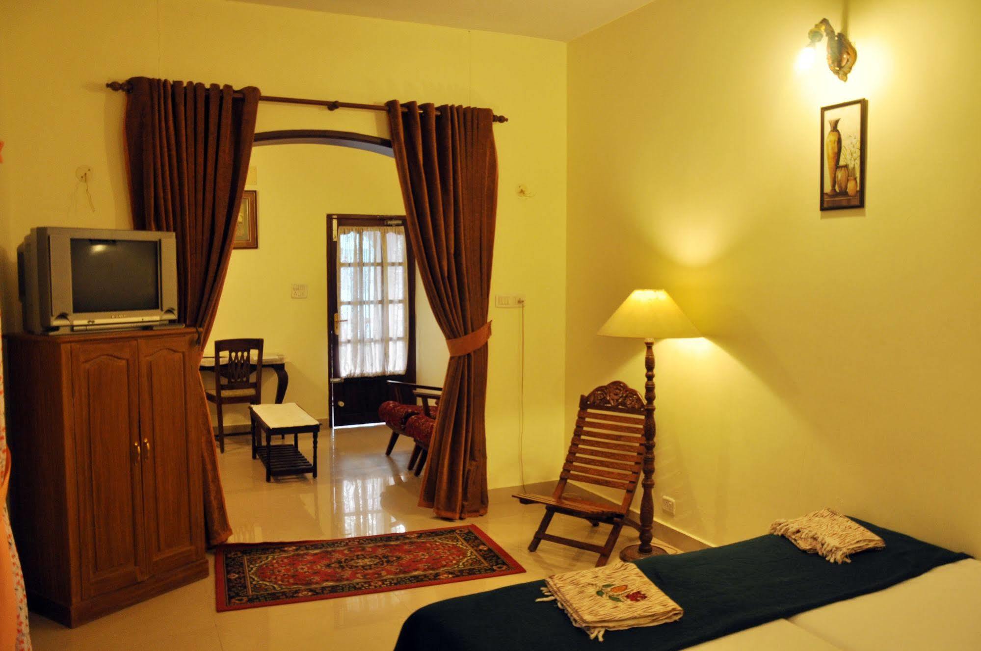 Bed & Breakfast Kapithan's 3*