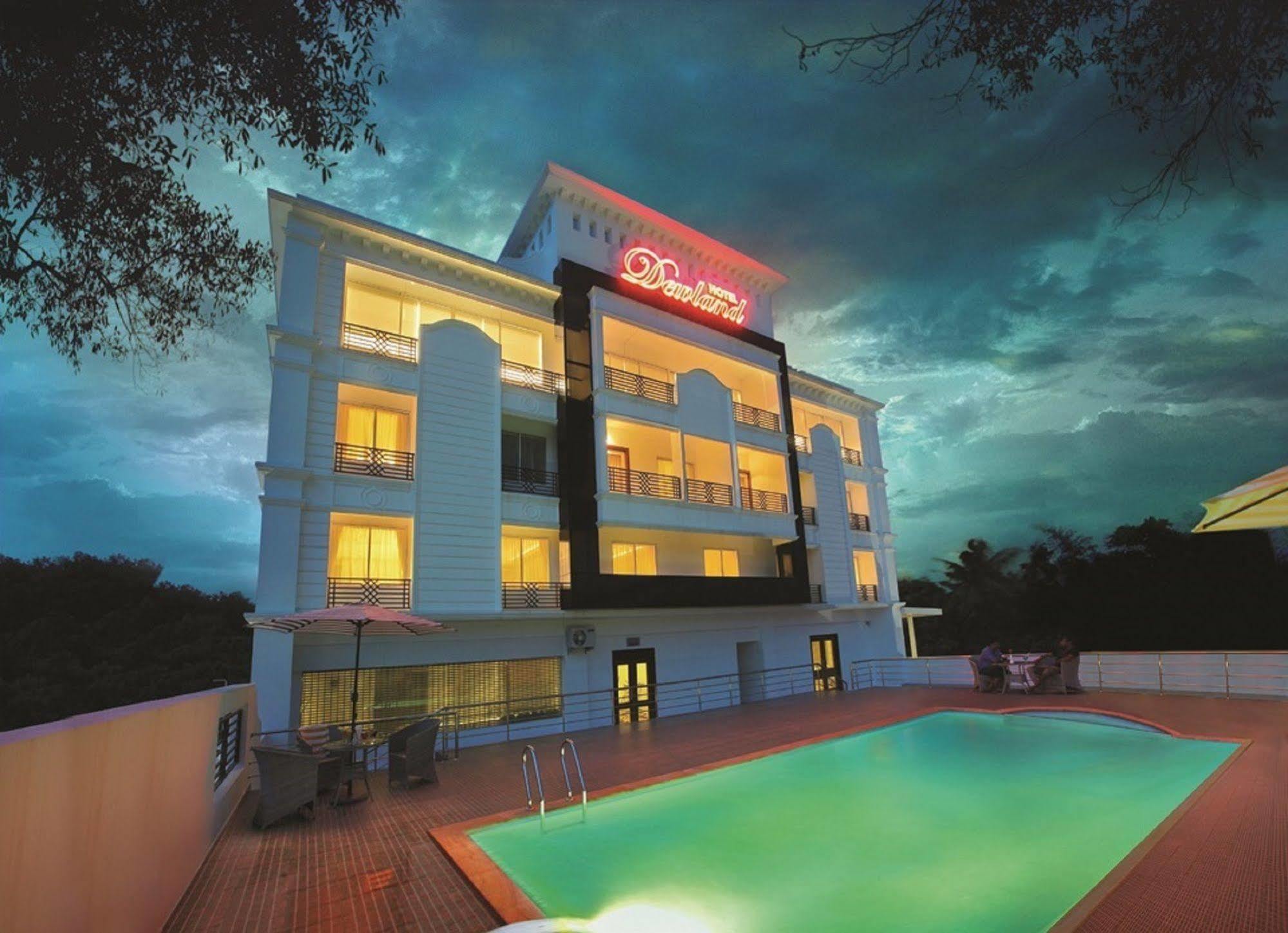 Dewland Cochin Hotel