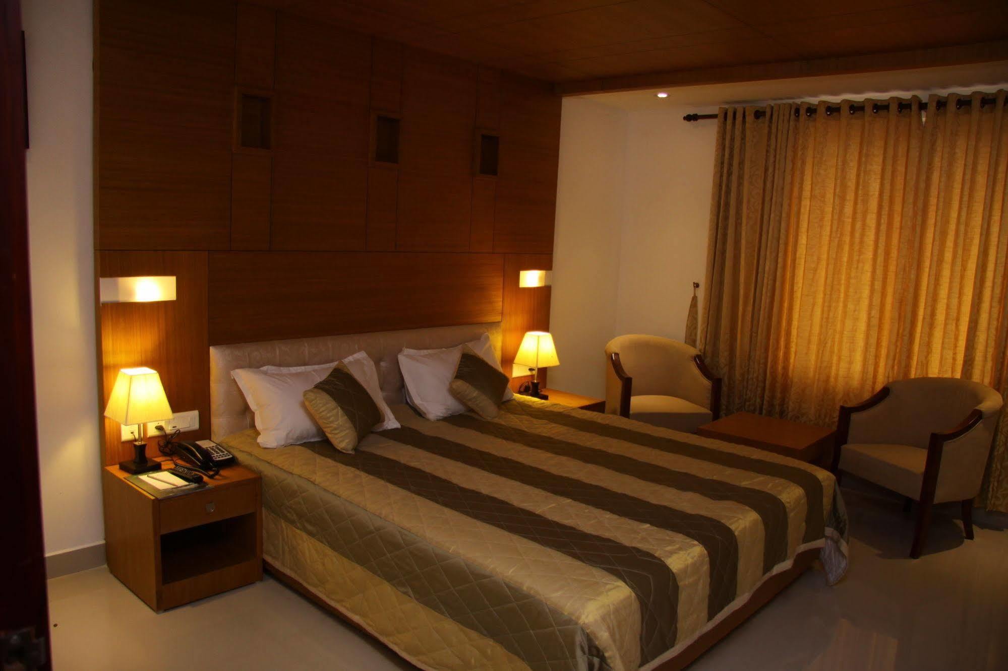 Dewland Cochin Kochi