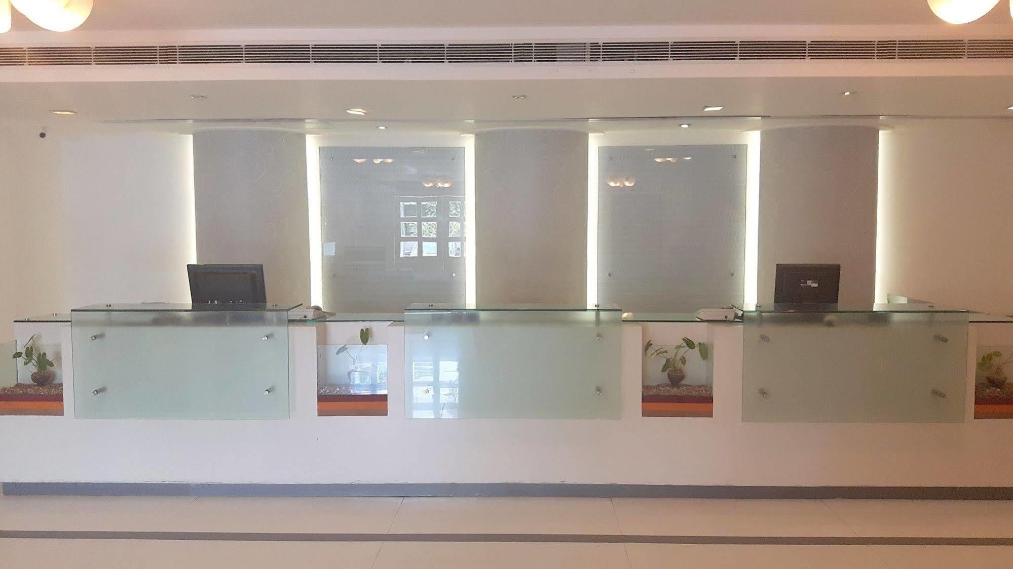 Gokulam Park & Convention Centre Hotel Kochi