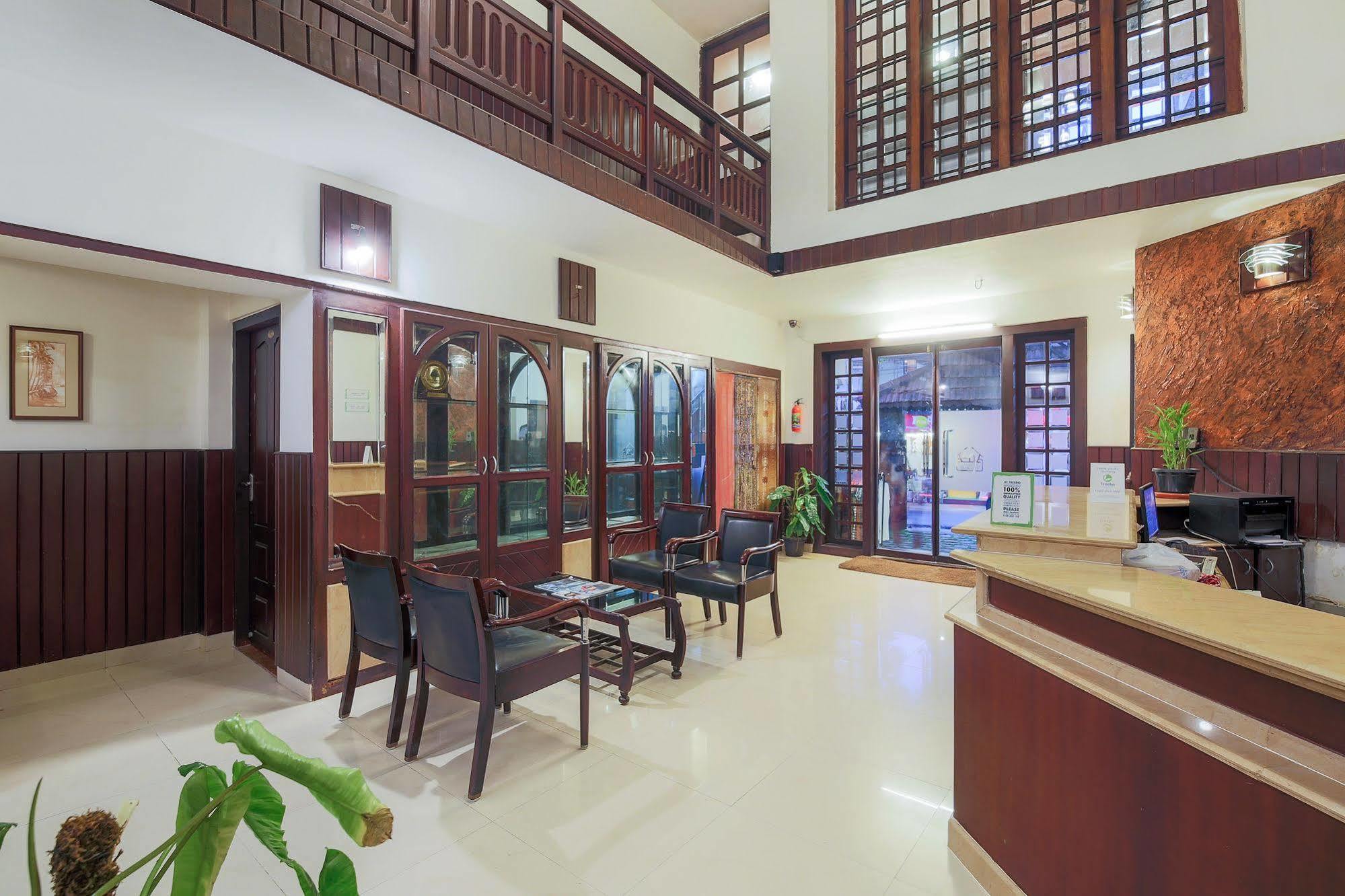 Hotel Oyo 16778 House Of Yesudas 3*