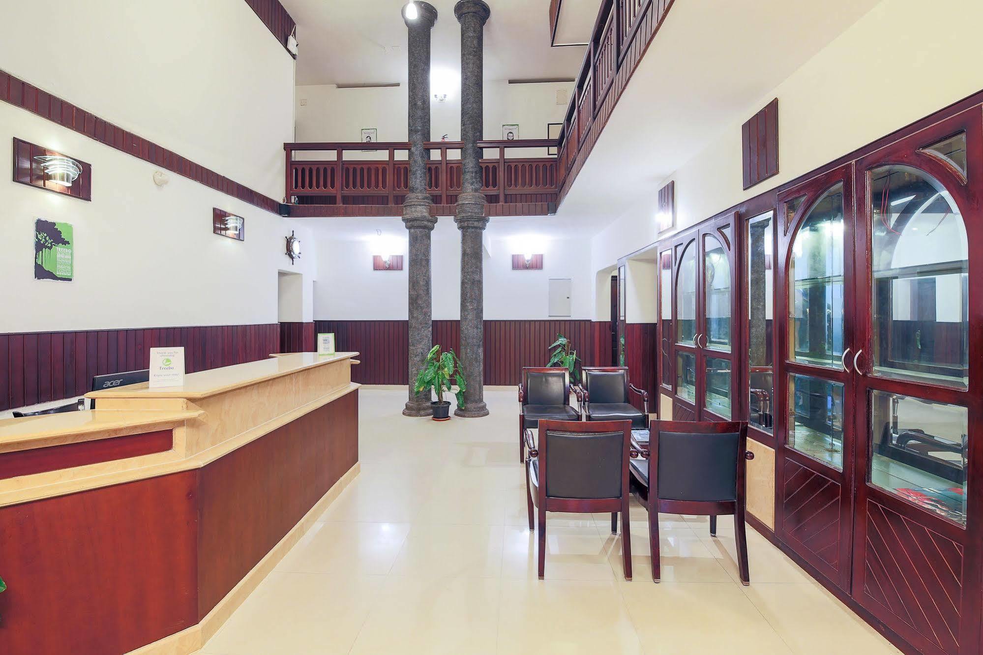 Oyo 16778 House Of Yesudas 3*