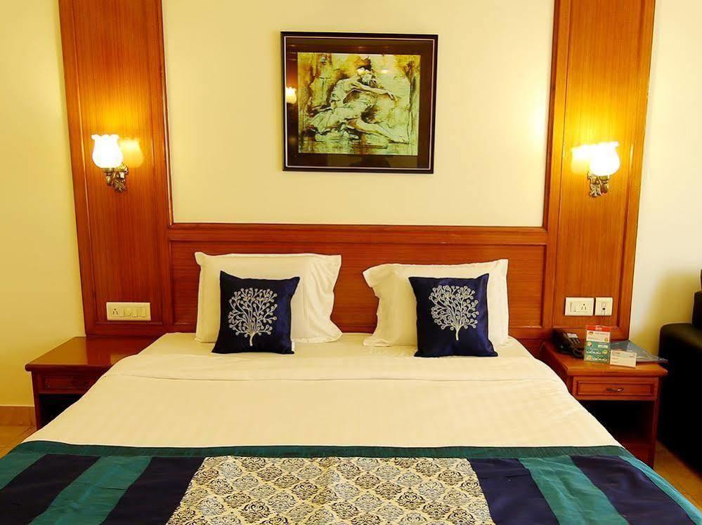 Hotel Oyo Jawaharlal Nehru Stadium 3*