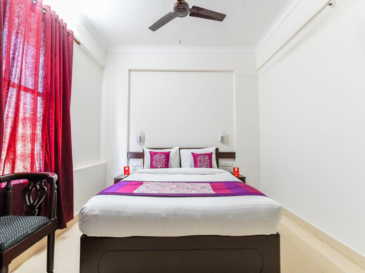 Hotel Oyo 11309 Land Residency 3*