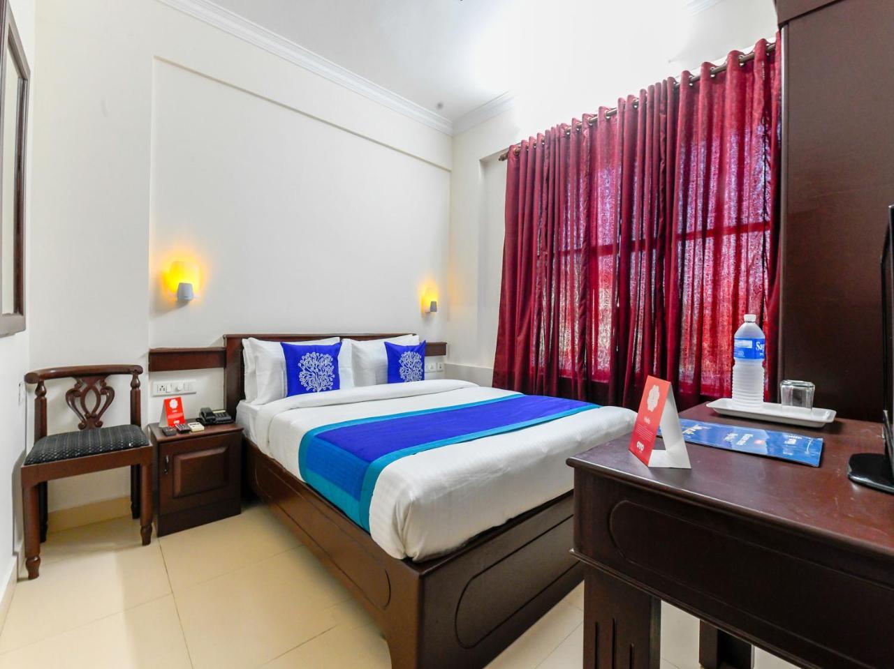 Hotel Oyo 11309 Land Residency Kochi