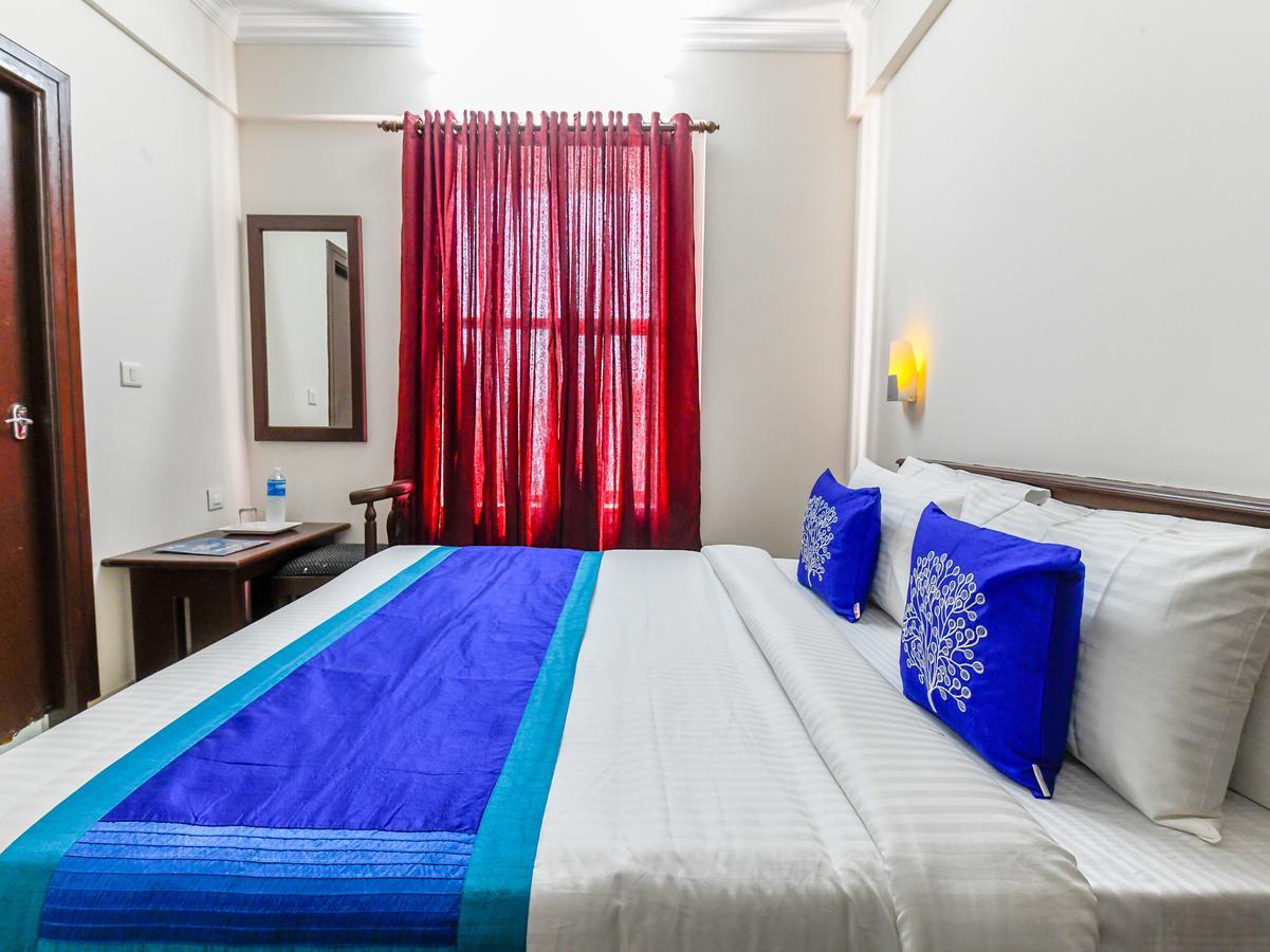 Oyo 11309 Land Residency 3*