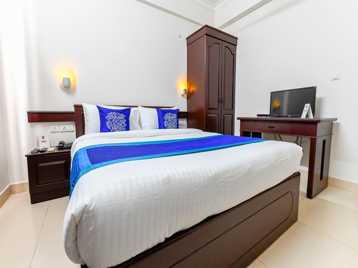 Oyo 11309 Land Residency Hotel Kochi