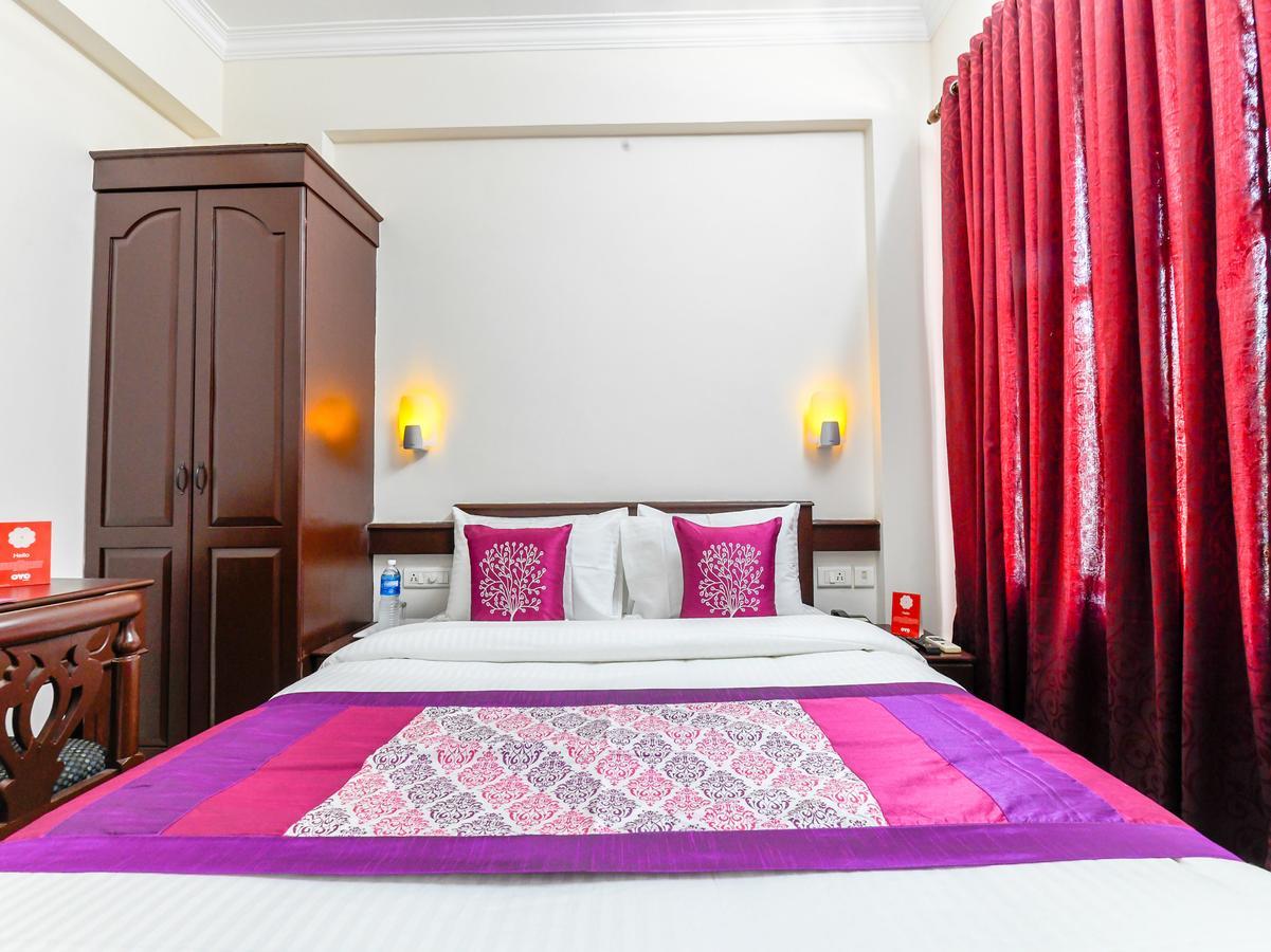Oyo 11309 Land Residency Hotel 3*