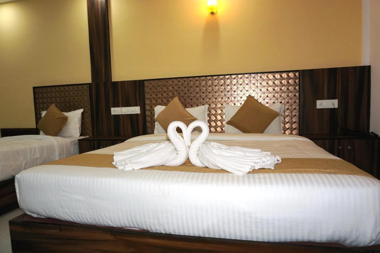 Crown Hotel