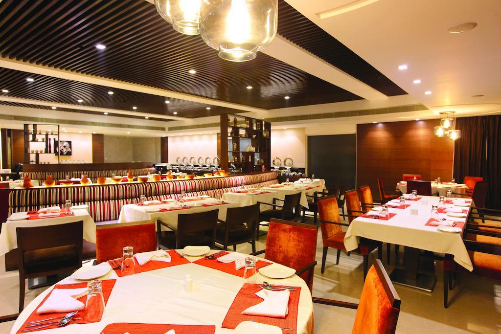 Beaumonde The Fern 5* Kochi