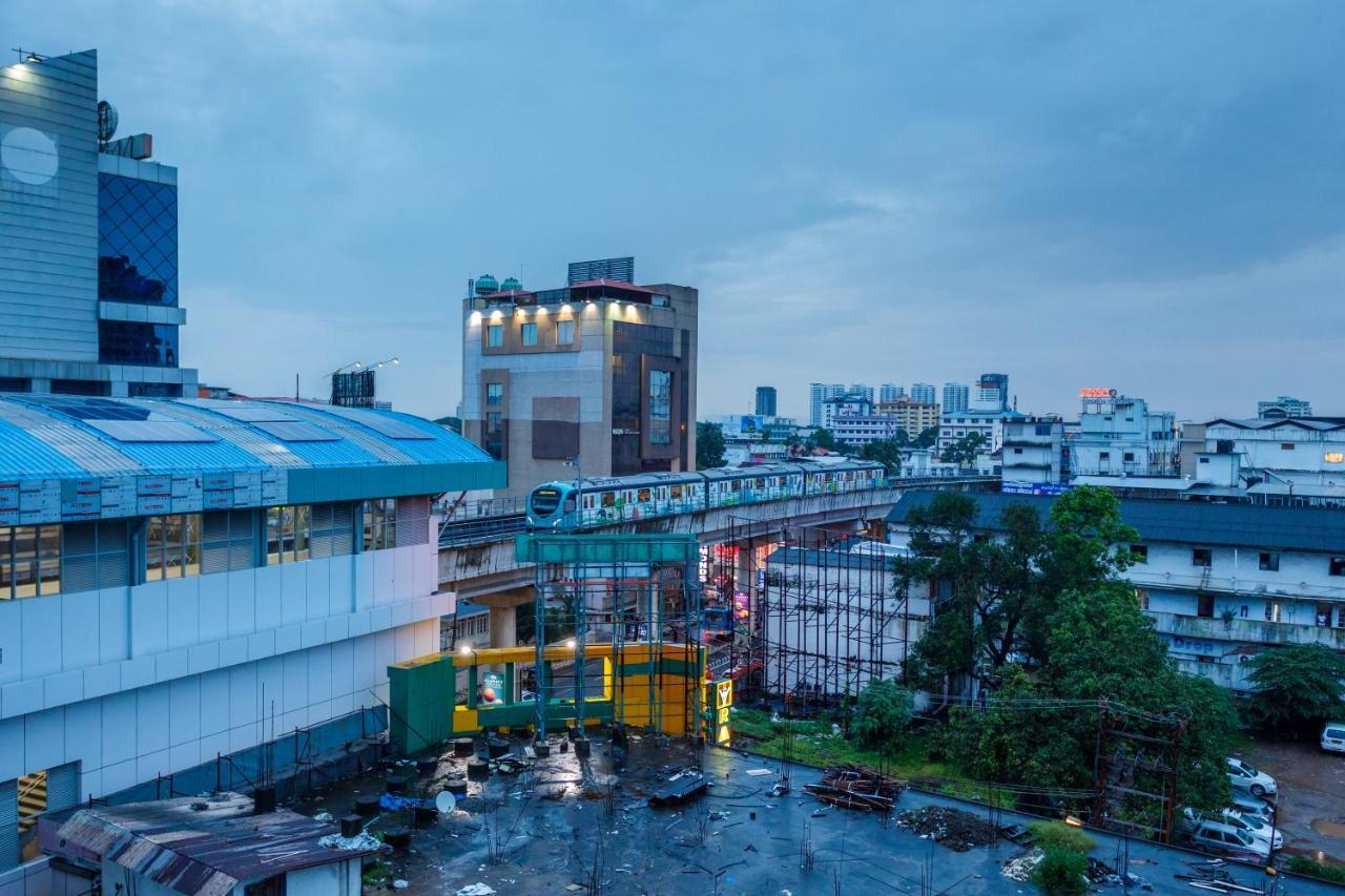 Hostel Peters Metro Services *