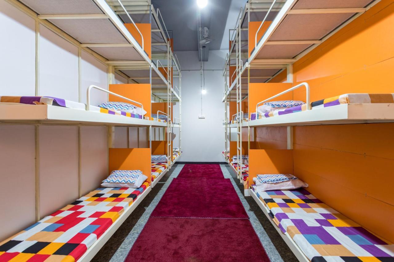Hostel Peters Metro Services Kochi