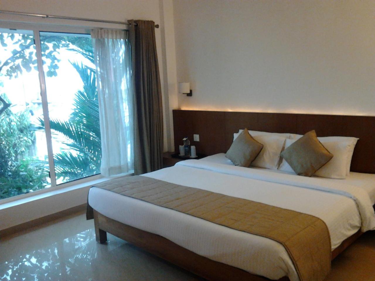 Hotel The Avenue Center 3*