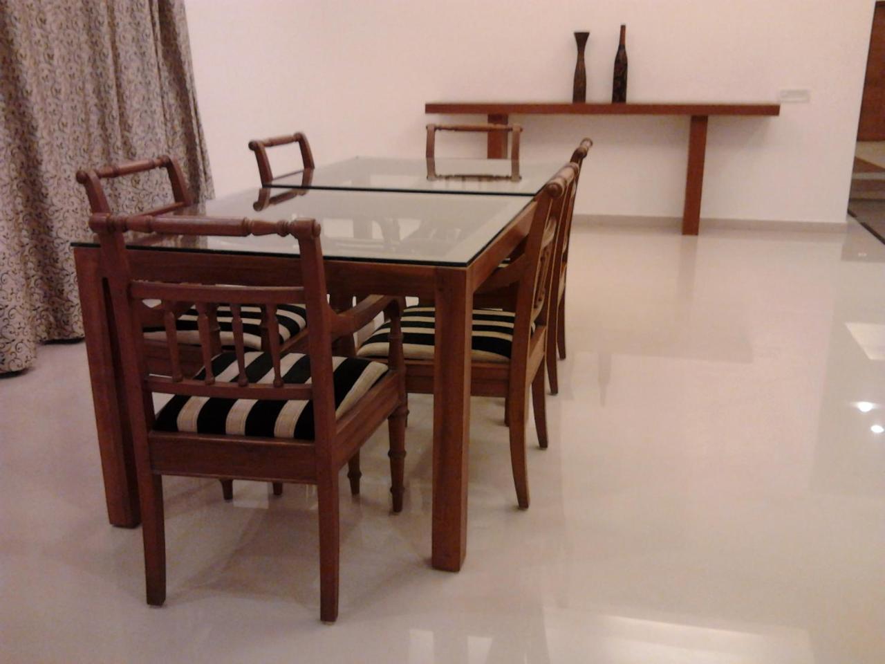 The Avenue Center 3* Kochi